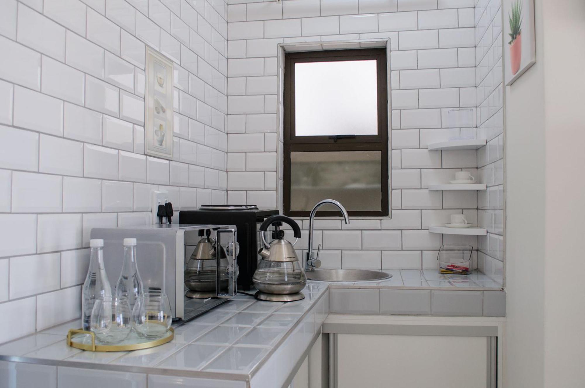 Shark Island Guesthouse 뤼데리츠 외부 사진